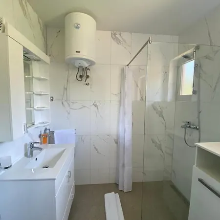 Neskovic Apartment